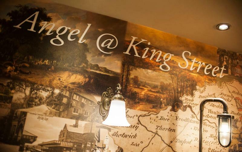 Angel @ Kingst Hotel Нътсфорд Екстериор снимка